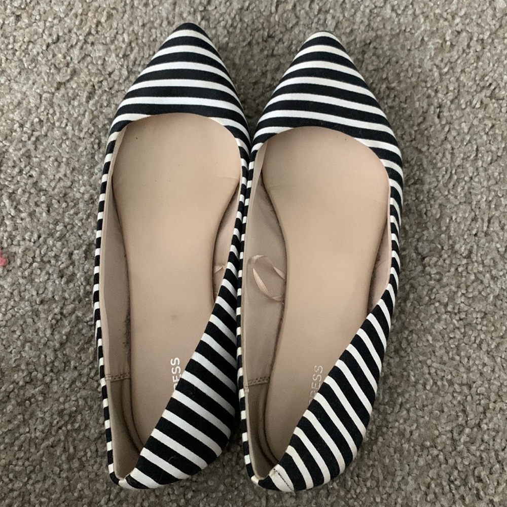 Express Ballet Flats